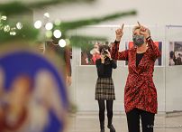 17__Agata_Kornhauser_Duda_ubieranie_choinki_20211209_GJA_9744.jpg