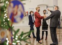 23__Agata_Kornhauser_Duda_ubieranie_choinki_20211209_GJB_9527.jpg