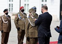 2007240464.jpg