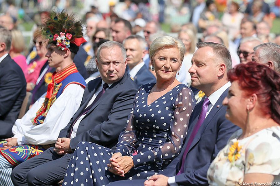 1818464341.jpg