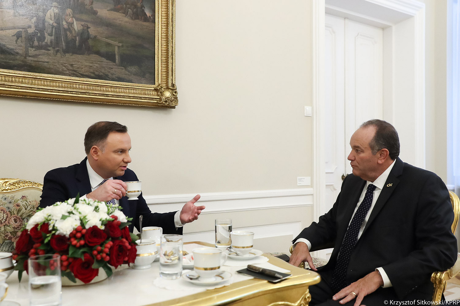Prezydent spotkał się z byłym naczelnym dowódcą sił NATO w Europie - zdjęcie w treści artykułu nr 1