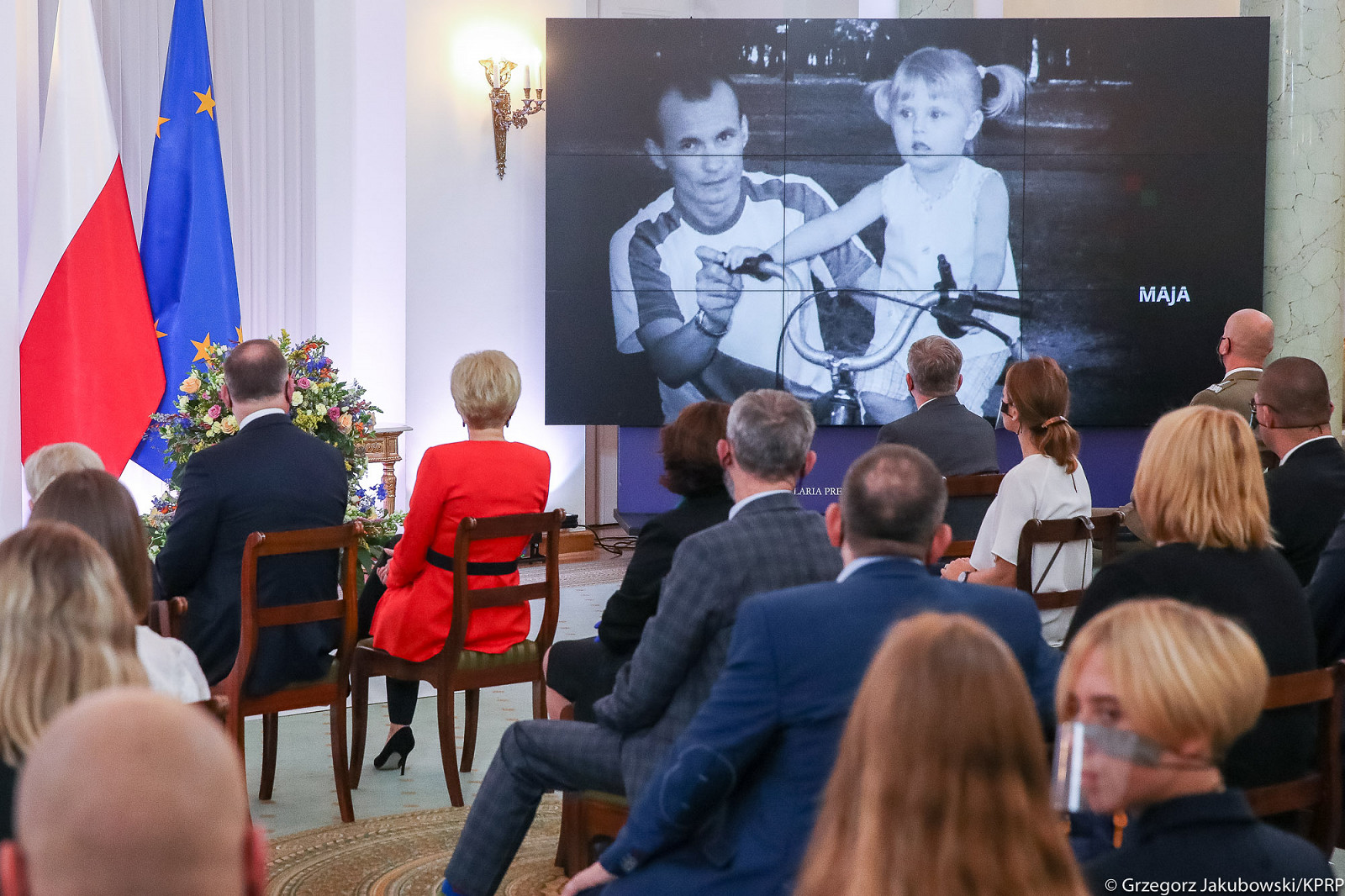 Stypendia dla podopiecznych Fundacji „Dorastaj z Nami” - zdjęcie w treści artykułu