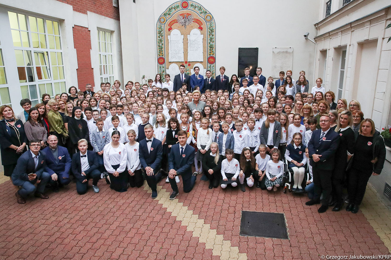 Małżonka Prezydenta z wizytą w szkole polskiej w Paryżu - zdjęcie w treści artykułu nr 7