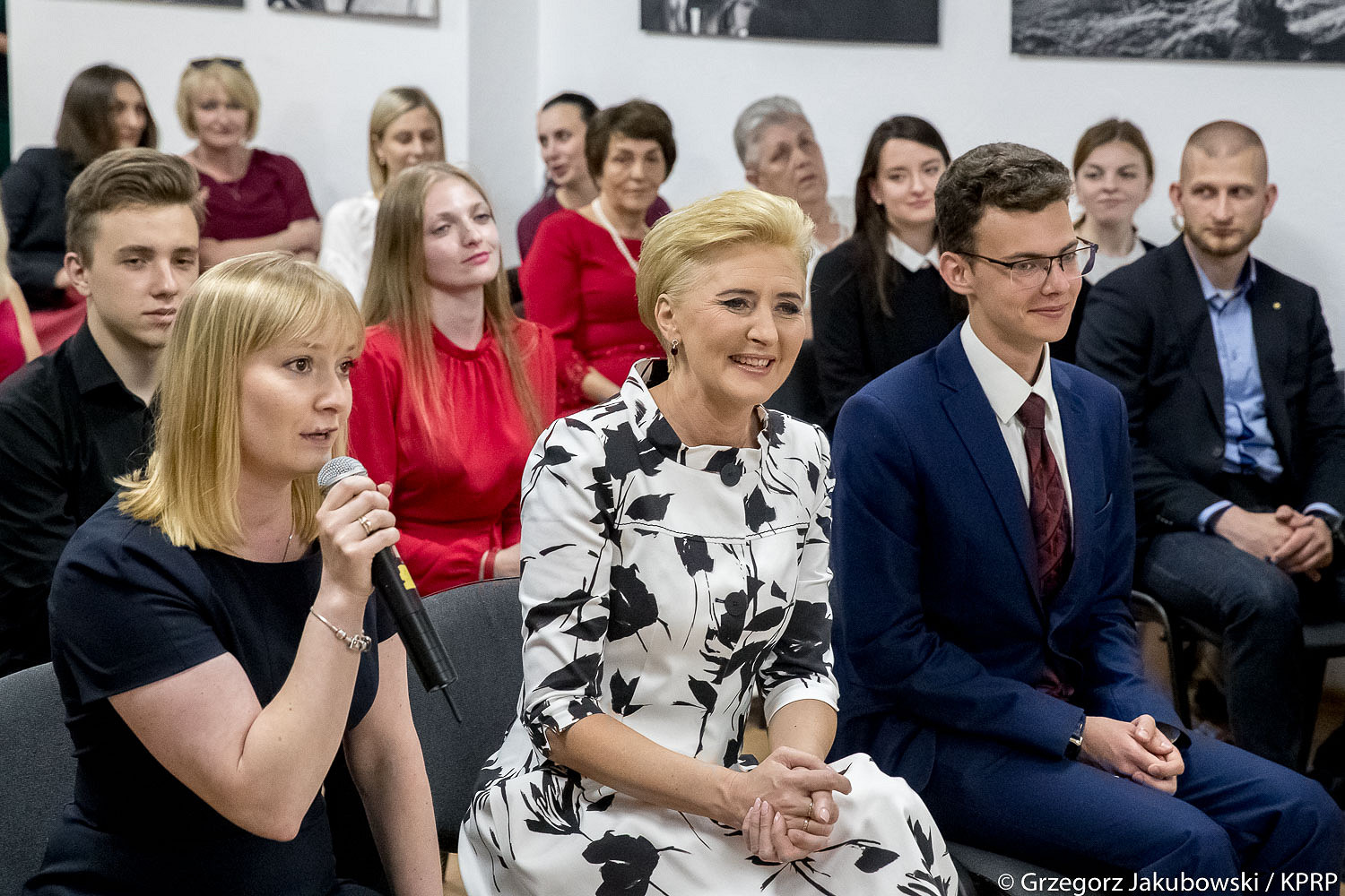 Pierwsza Dama na Ukrainie z młodymi liderami środowisk polskich - zdjęcie w treści artykułu nr 2