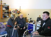 18_agata_kornhauser_duda_wizyta_hospicjum_swietego_krzyza_20200211_ks1_1417.jpg