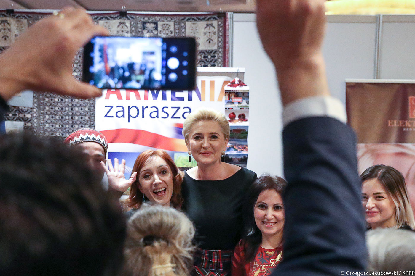 Pierwsza Dama podczas kiermaszu charytatywnego: W Polsce znaleźli Państwo swój drugi dom - zdjęcie w treści artykułu nr 3