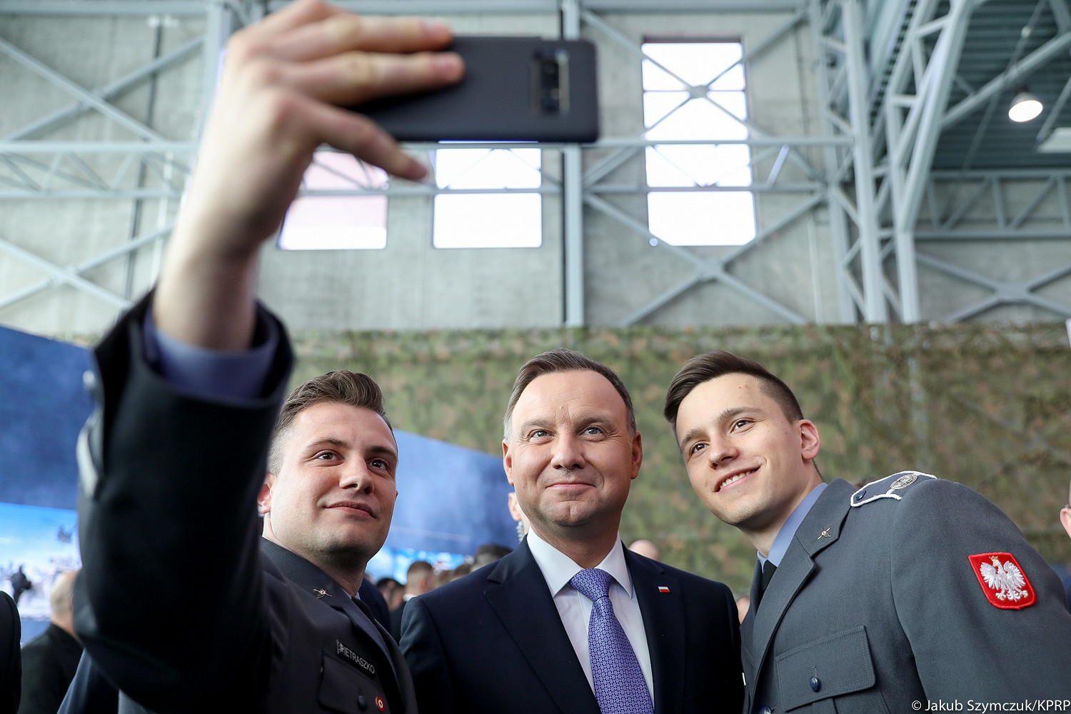 Wielkanocne spotkanie Prezydenta z żołnierzami i pracownikami wojska - zdjęcie w treści artykułu nr 2