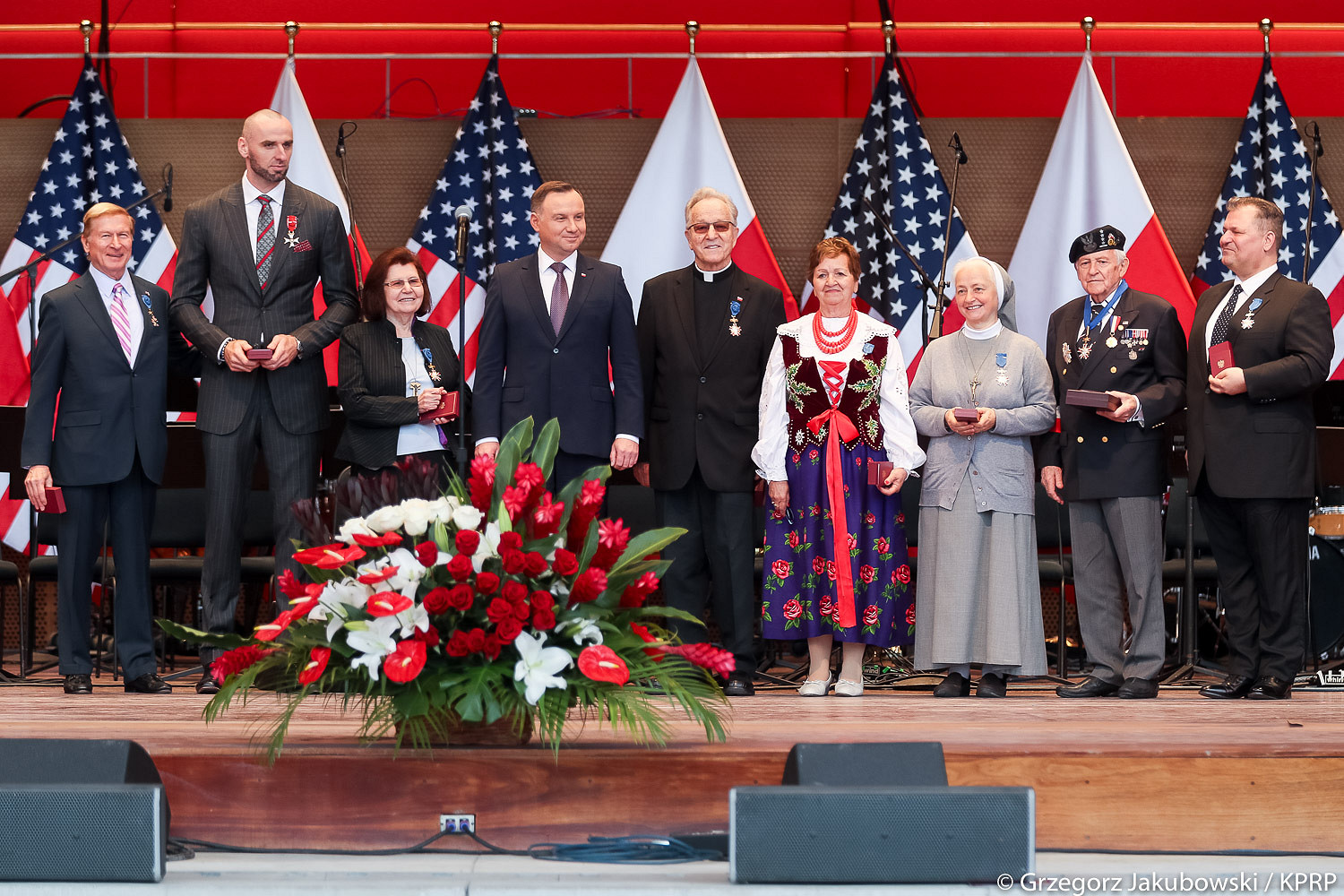 Prezydent do Polonii w USA: Proszę, abyście zawsze byli razem i wspierali Polskę [PL/ENG] - zdjęcie w treści artykułu nr 4