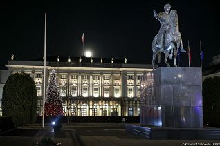 01_palac_prezydencki_choinka_wieczor_20191212_ks1_0256.jpg