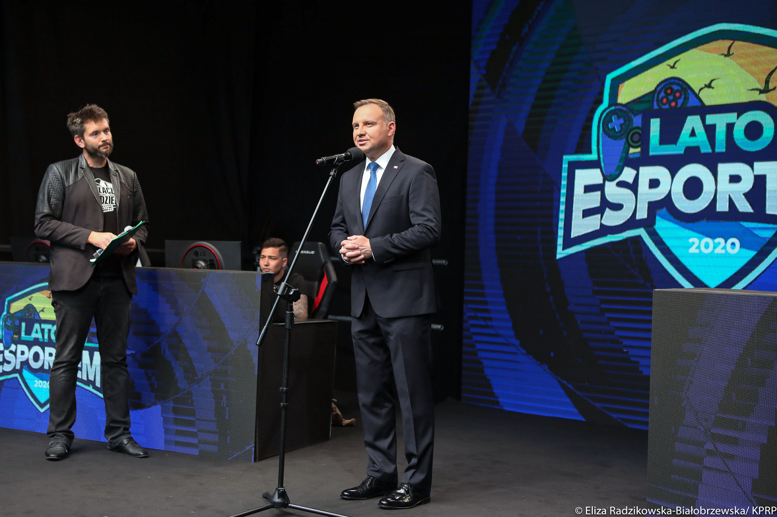 02_andrzej_duda_lato_esport_20200708_erb52928.jpg [389.05 KB]