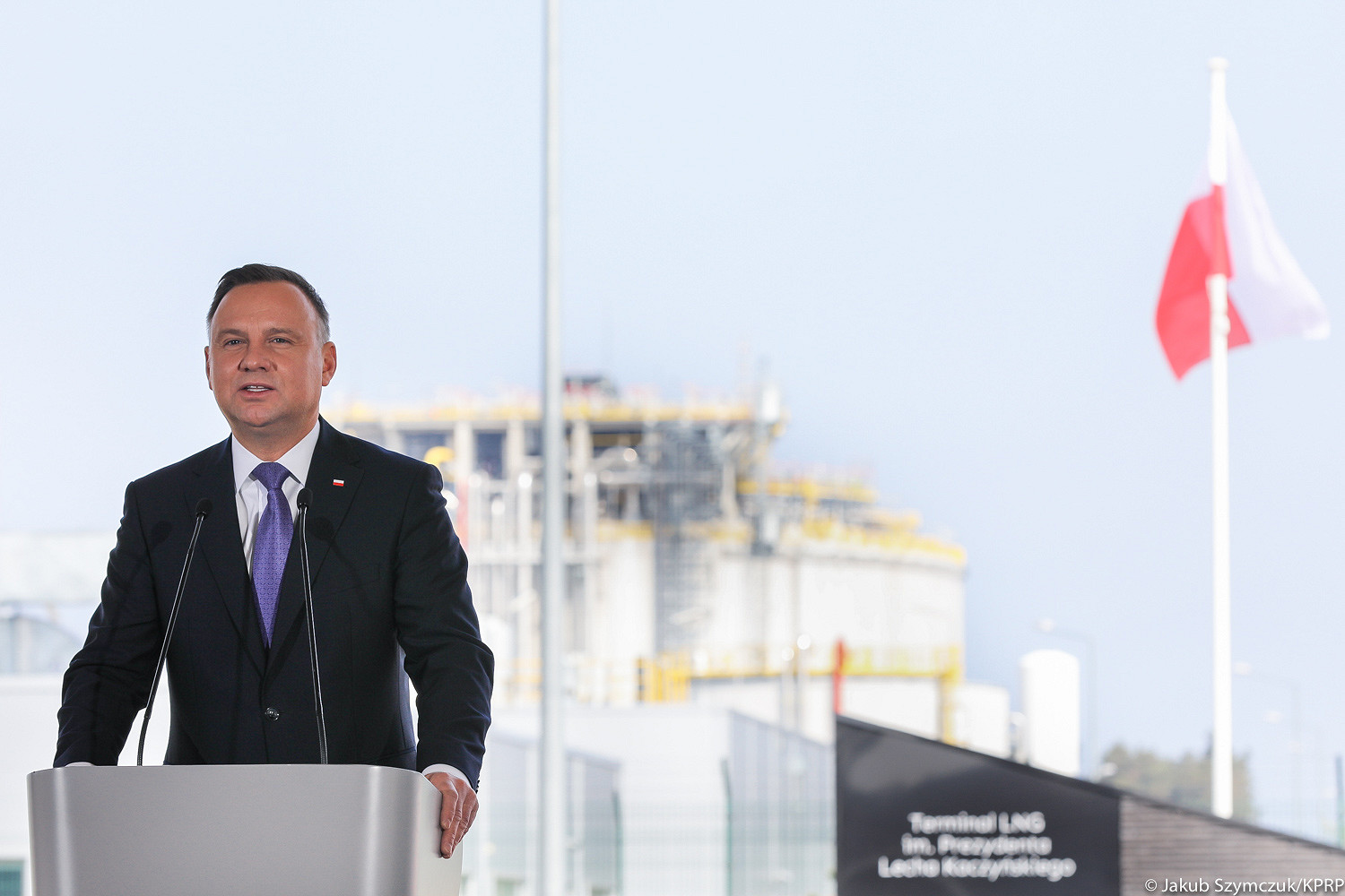 Prezydent: Wkrótce Polska będzie całkowicie suwerenna w zakresie dostaw gazu - zdjęcie w treści artykułu
