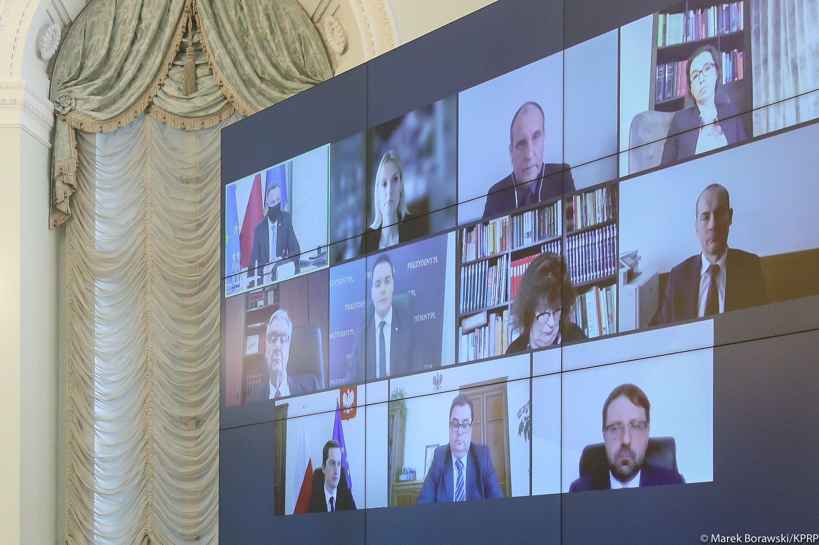 Inauguracyjne posiedzenie zespołu ds. sędziów pokoju z udziałem Prezydenta RP - zdjęcie w treści artykułu
