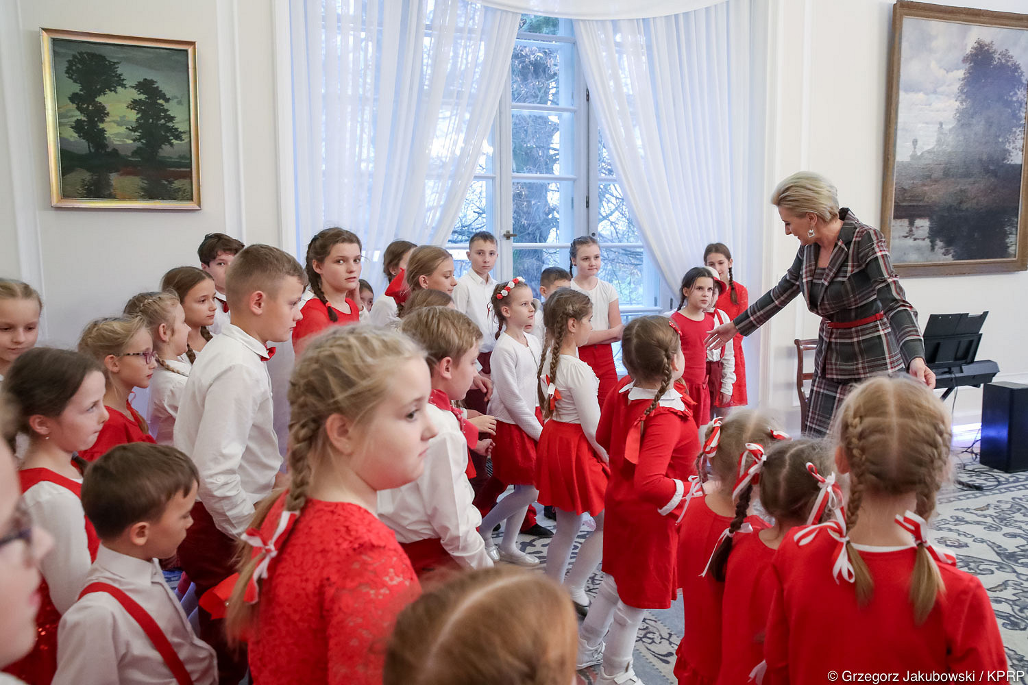 Patriotyczny występ małych artystów w Belwederze - zdjęcie w treści artykułu nr 2