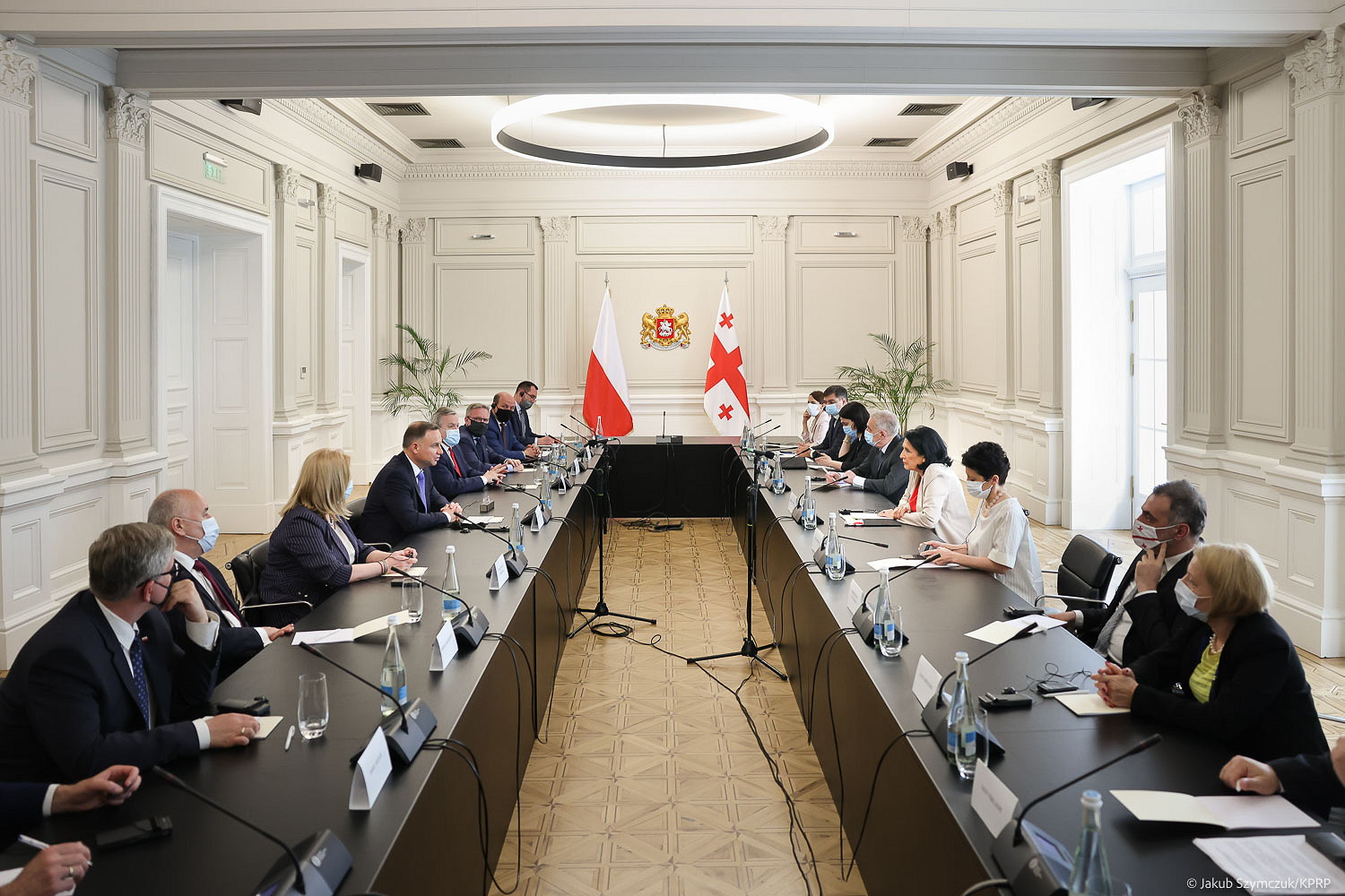 Tbilisi. Polityczne rozmowy z władzami Gruzji [PL/EN] - zdjęcie w treści artykułu