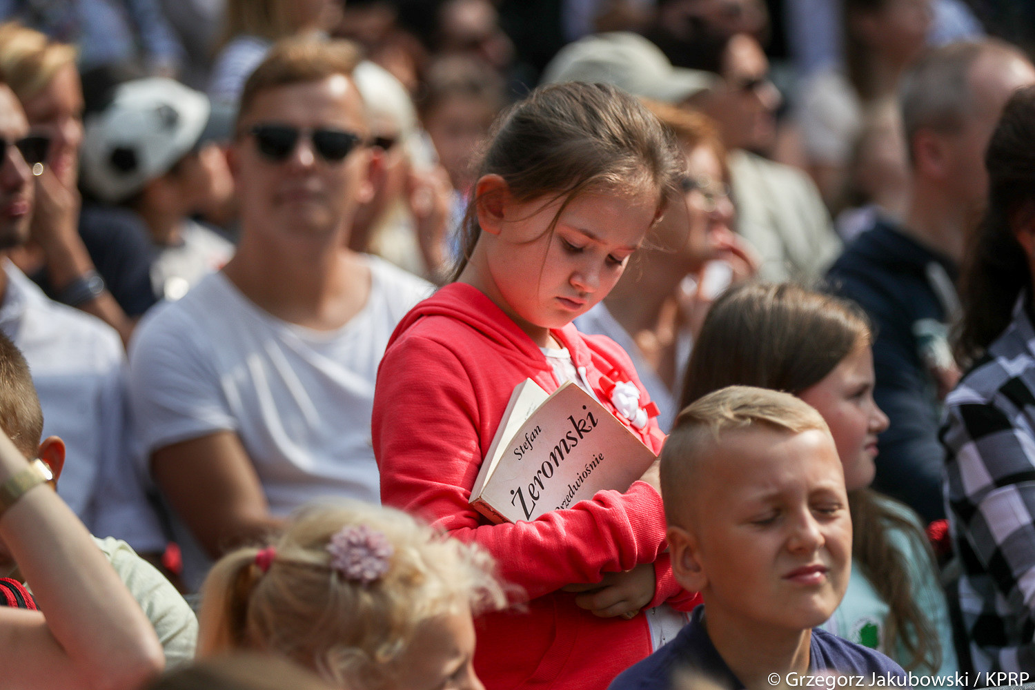 Wspólne czytanie „Przedwiośnia” z Parą Prezydencką - zdjęcie w treści artykułu nr 1