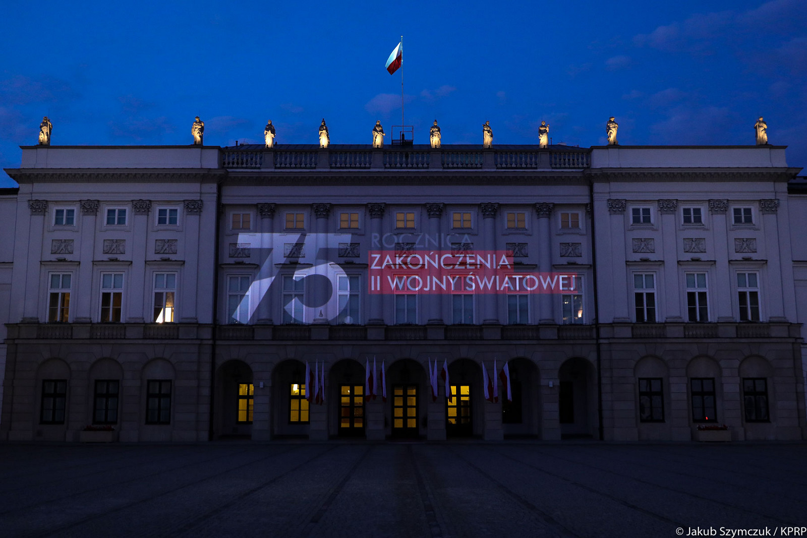 Prezydent: 75-lecie zakończenia II wojny światowej to słodko-gorzka rocznica - zdjęcie w treści artykułu