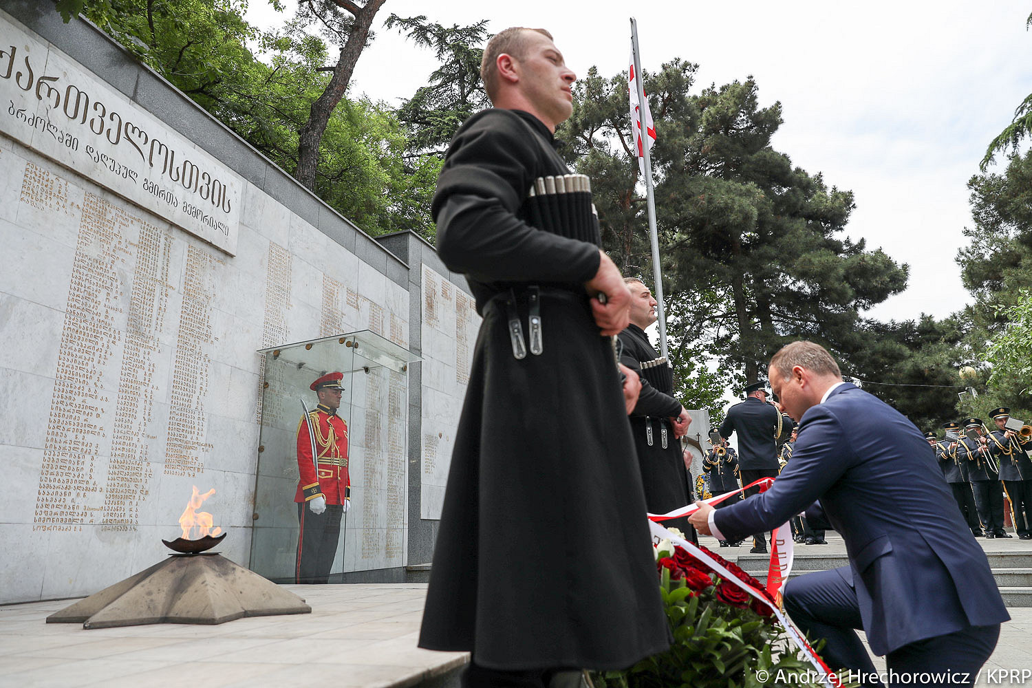 Prezydent: Jestem rzecznikiem członkostwa Gruzji w NATO PL/ENG - zdjęcie w treści artykułu nr 9