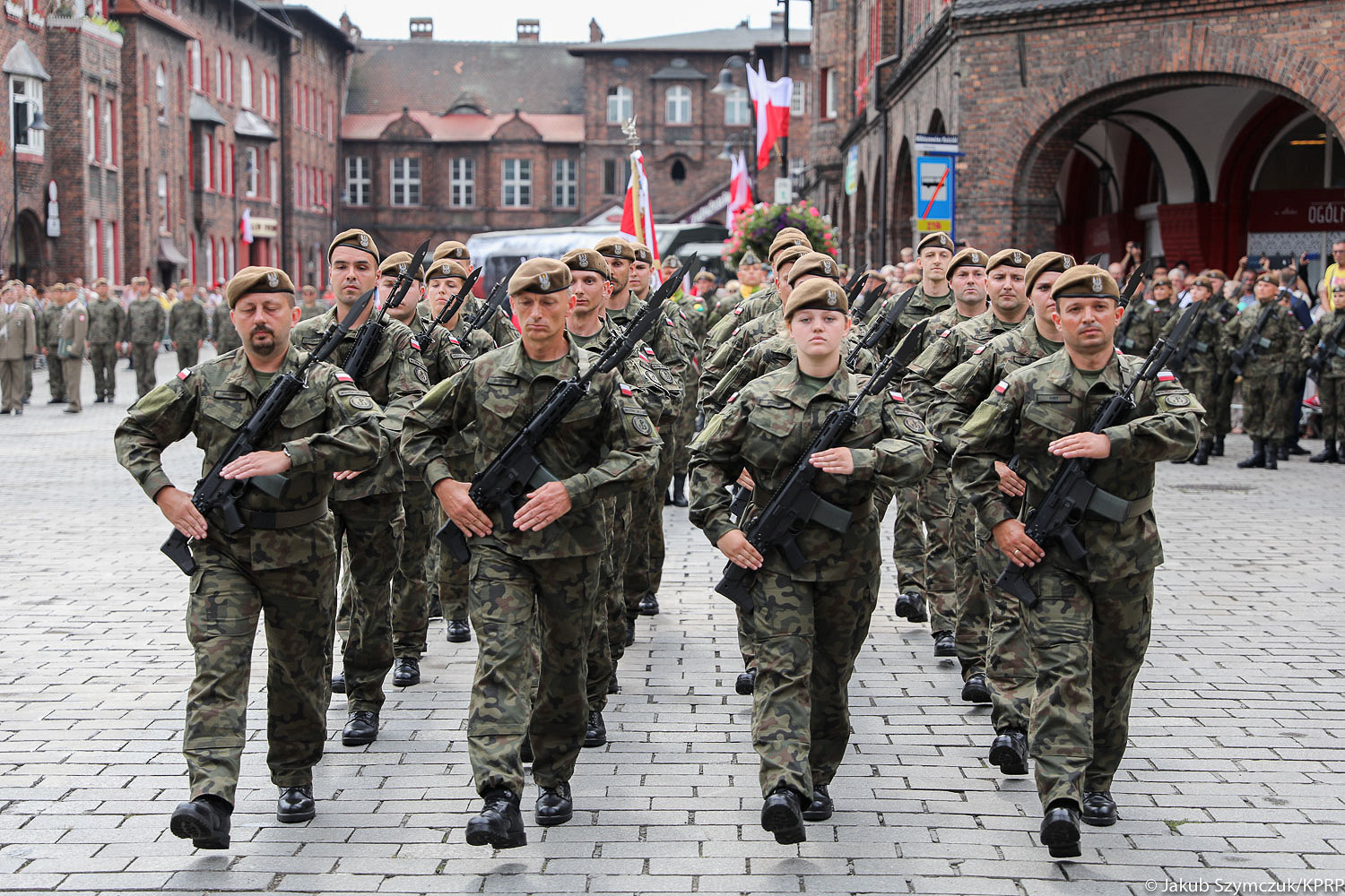 Wystąpienie podczas apelu w 13. Śląskiej Brygadzie Obrony Terytorialnej - zdjęcie w treści artykułu nr 3