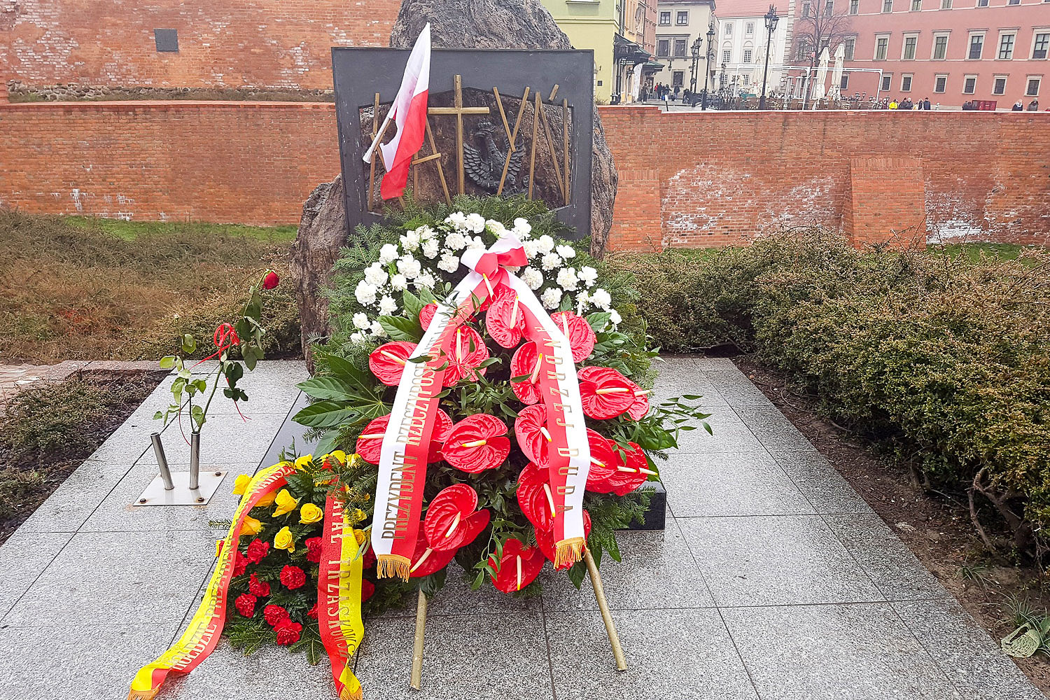 Hołd dla ofiar zbrodni katyńskiej - zdjęcie w treści artykułu nr 2