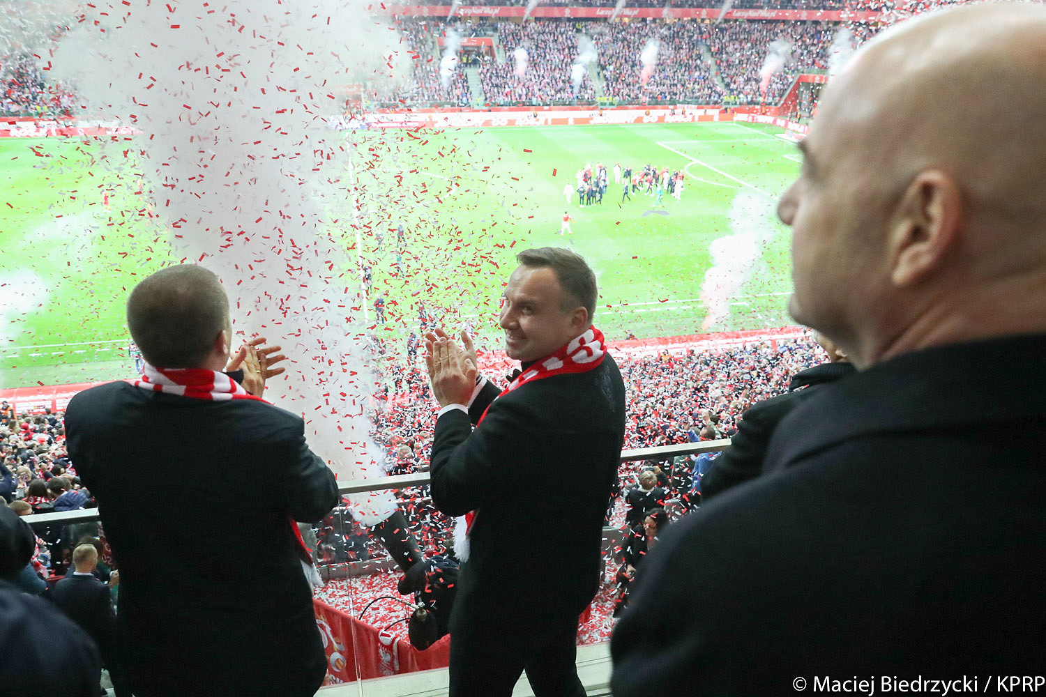Prezydent na meczu Polska-Czarnogóra - zdjęcie w treści artykułu nr 1