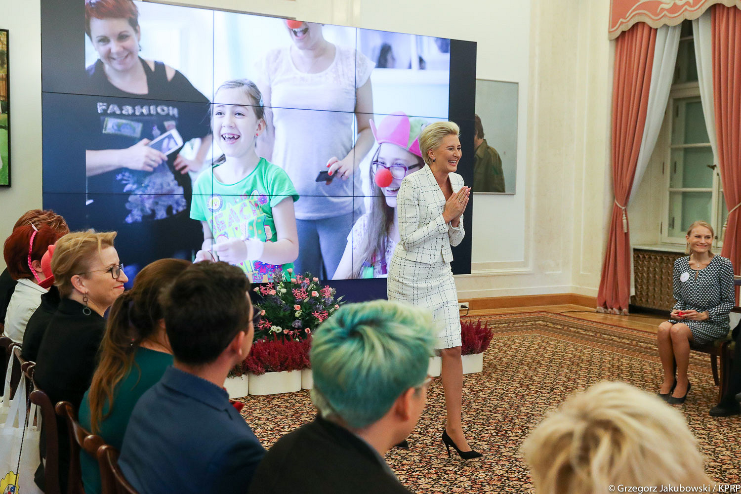 Wolontariusze Fundacji „Dr Clown” w Pałacu Prezydenckim - zdjęcie w treści artykułu