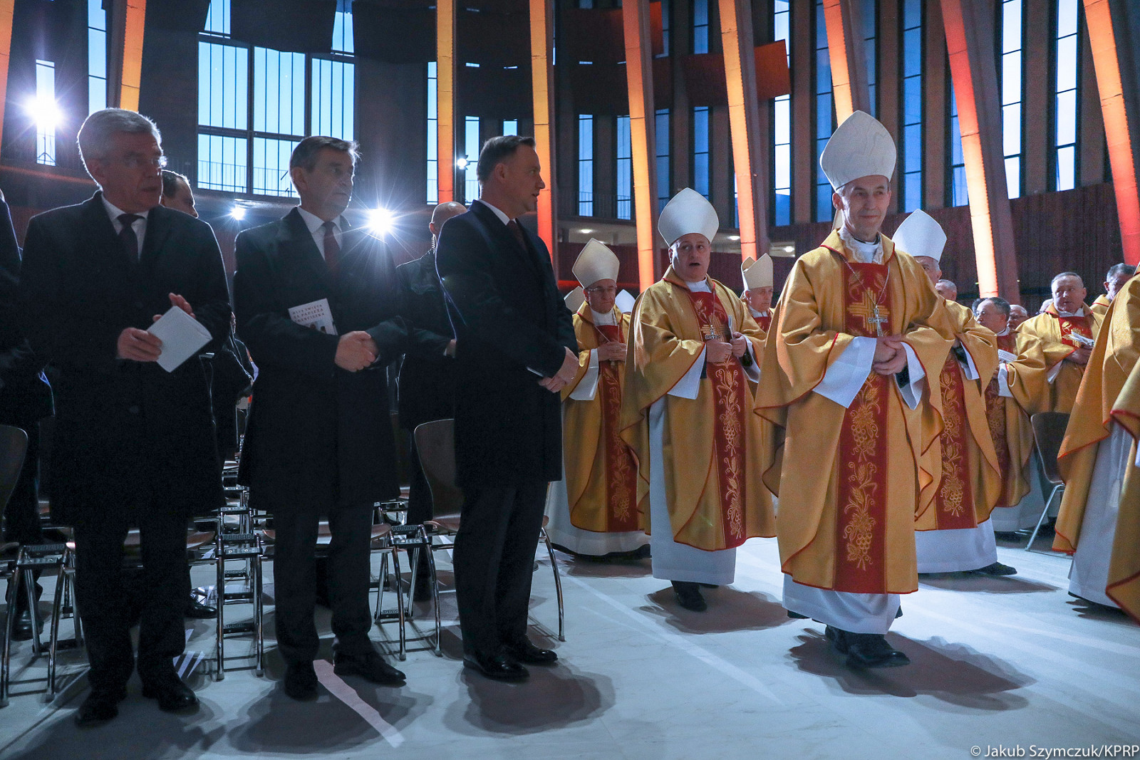 Prezydent na uroczystościach z okazji stulecia przywrócenia relacji dyplomatycznych ze Stolicą Apostolską - zdjęcie w treści artykułu