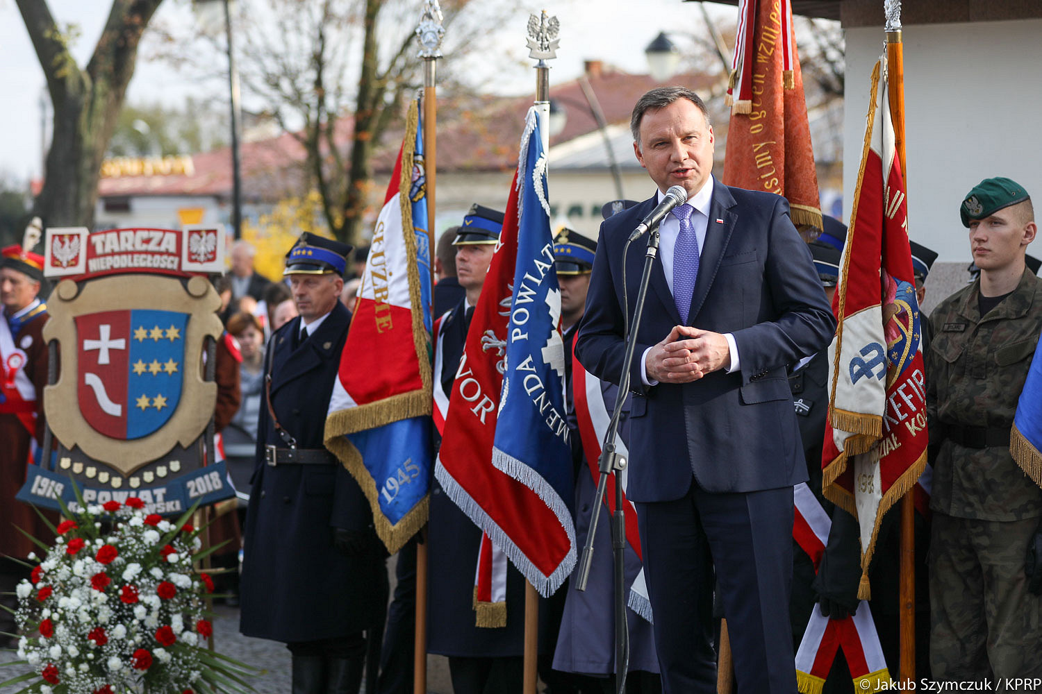 Prezydent: Z historii trzeba wyprowadzać wnioski na przyszłość - zdjęcie w treści artykułu