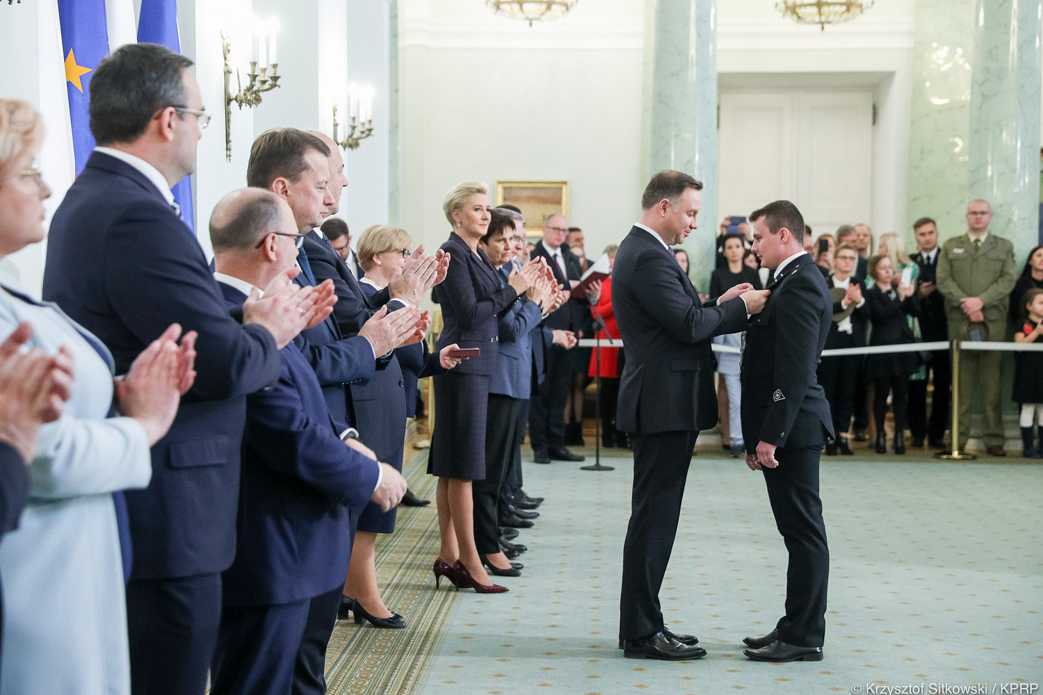 Prezydent: Pomoc drugiemu jest największym poświęceniem - zdjęcie w treści artykułu