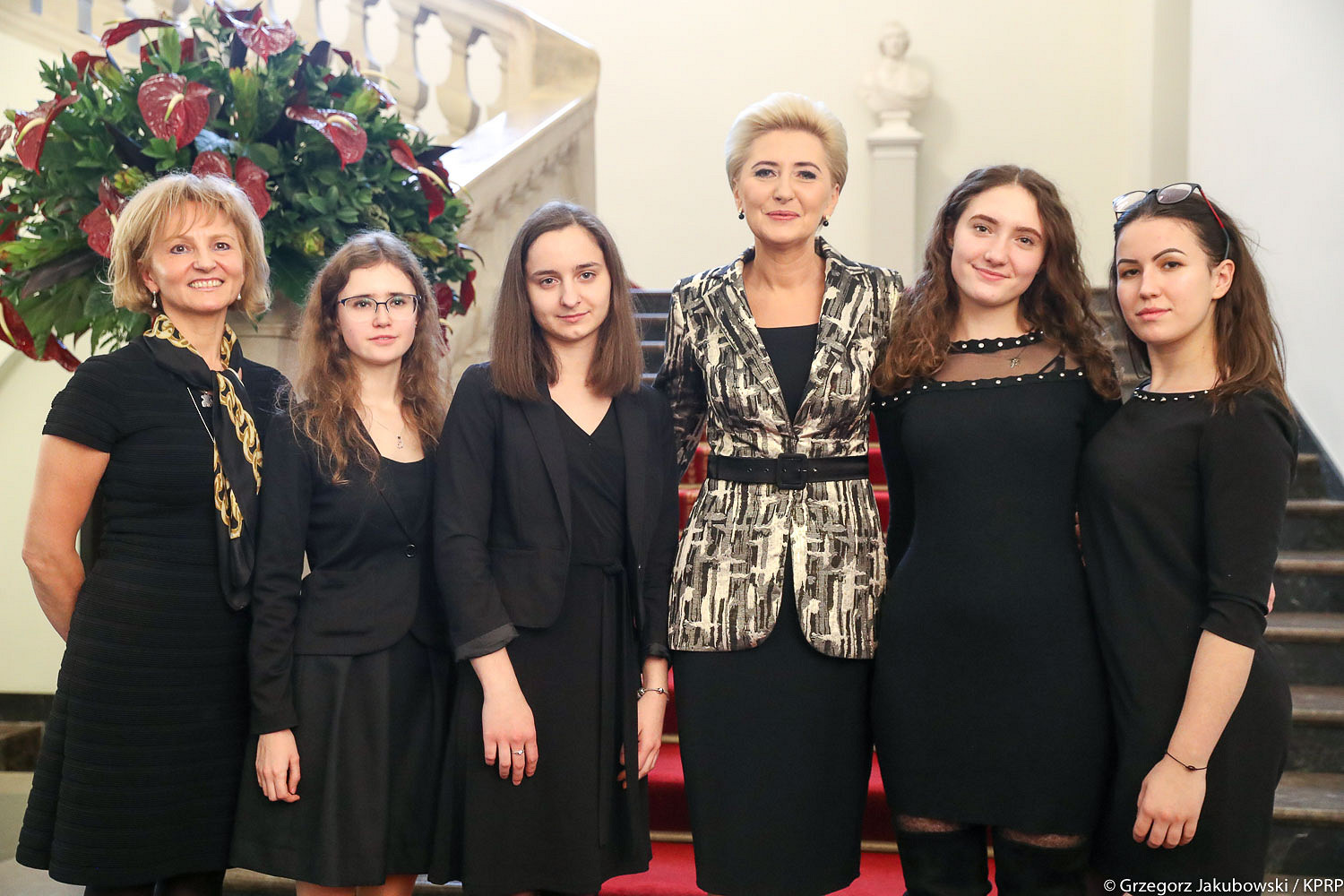 Stypendyści „Solidarnej Szkoły” z wizytą u Małżonki Prezydenta - zdjęcie w treści artykułu nr 1