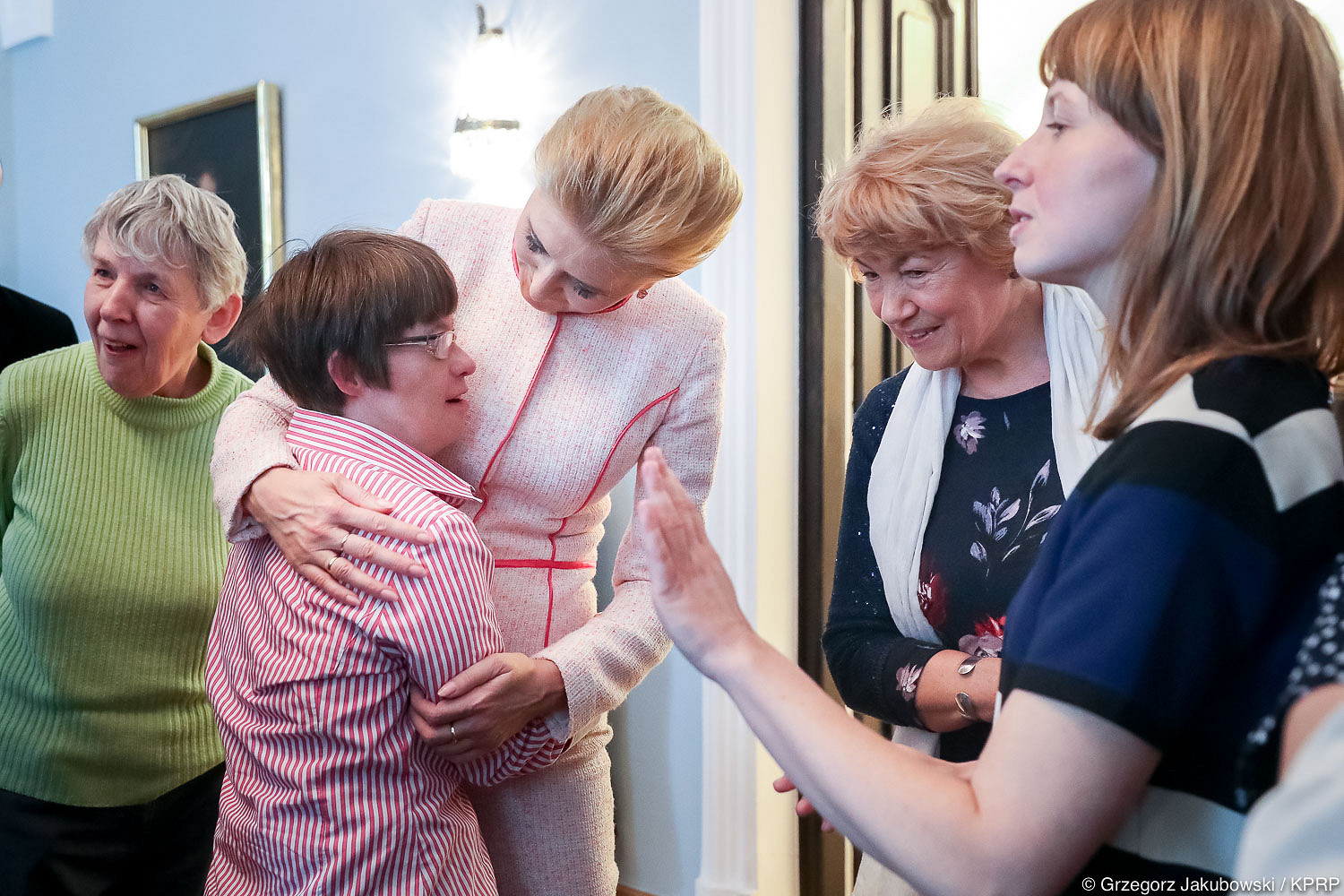 Podopieczni Fundacji L’Arche odwiedzili Pierwszą Damę - zdjęcie w treści artykułu nr 2