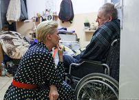 09_agata_kornhauser_duda_wizyta_hospicjum_swietego_krzyza_20200211_ks1_1344.jpg