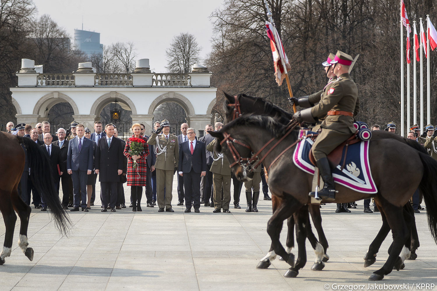 Sztandar wojskowy dla Pułku Reprezentacyjnego WP - zdjęcie w treści artykułu nr 2