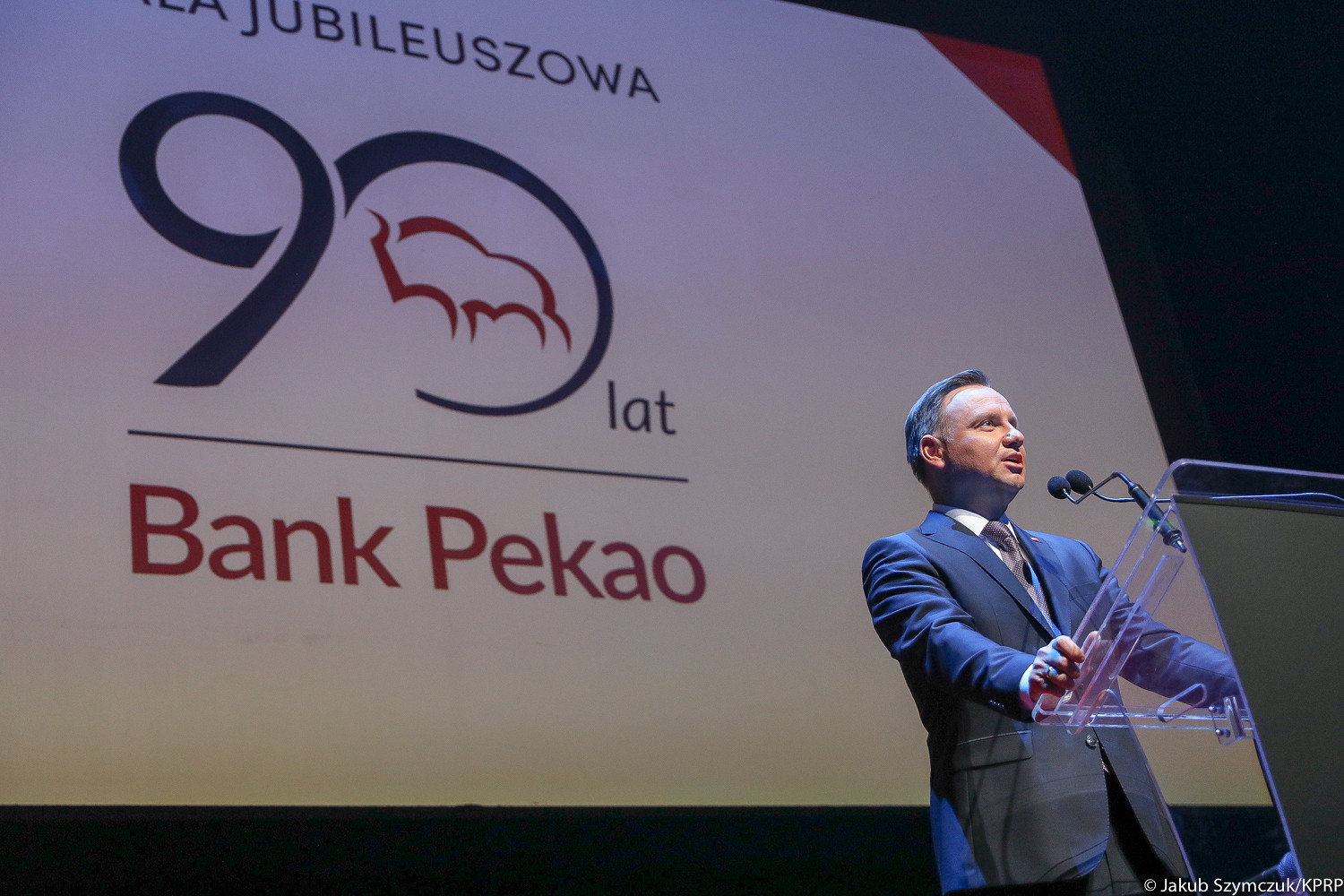 Para Prezydencka na jubileuszowej gali 90-lecia Banku Pekao S.A. - zdjęcie w treści artykułu nr 1