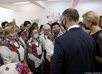 330704581.jpg