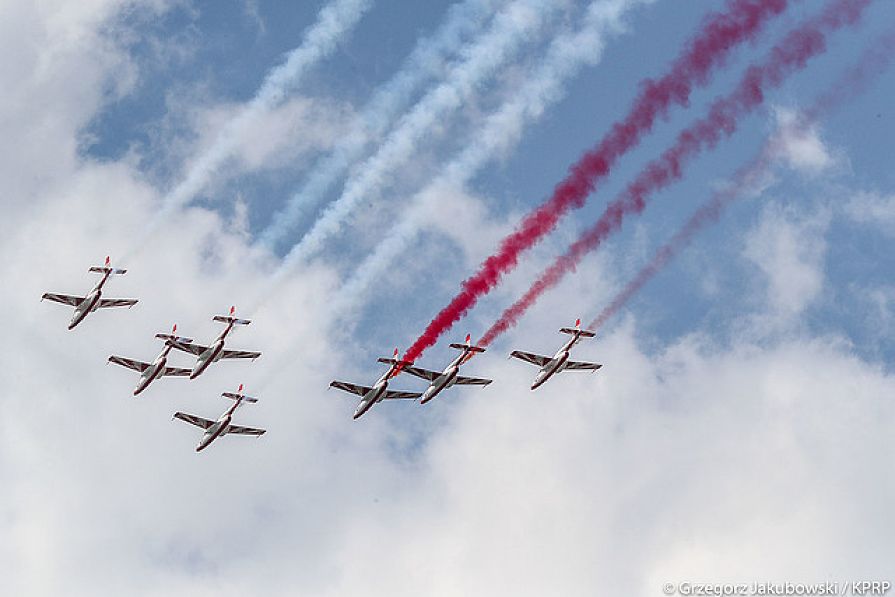 2068172893.jpg