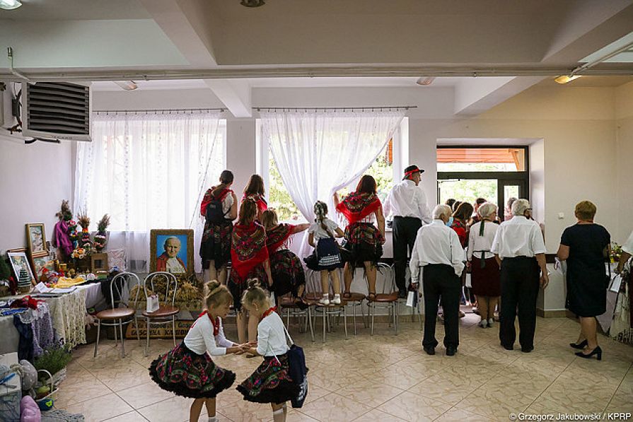895053415.jpg