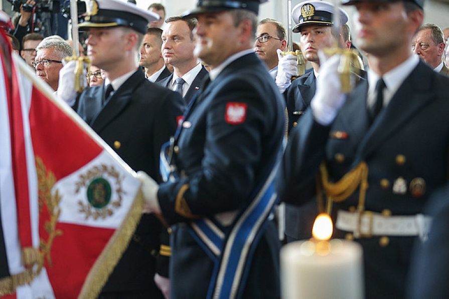 781674986.jpg