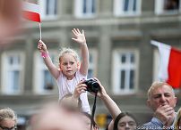 33126779.jpg