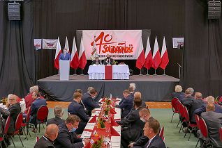 64916300.jpg