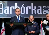 1902702575.jpg