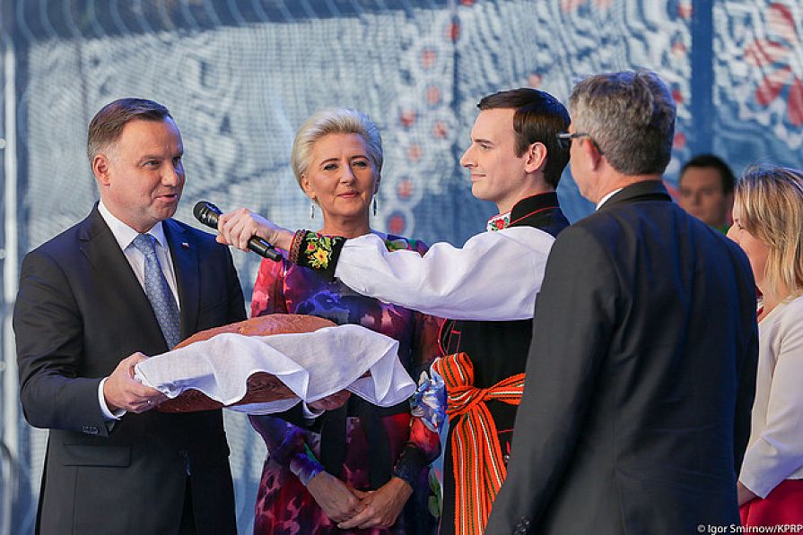 1575251929.jpg