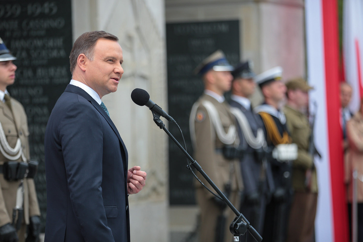 Andrzej Duda odsłonił tablicę poświęconą Żołnierzom Wyklętym - zdjęcie w treści artykułu nr 2