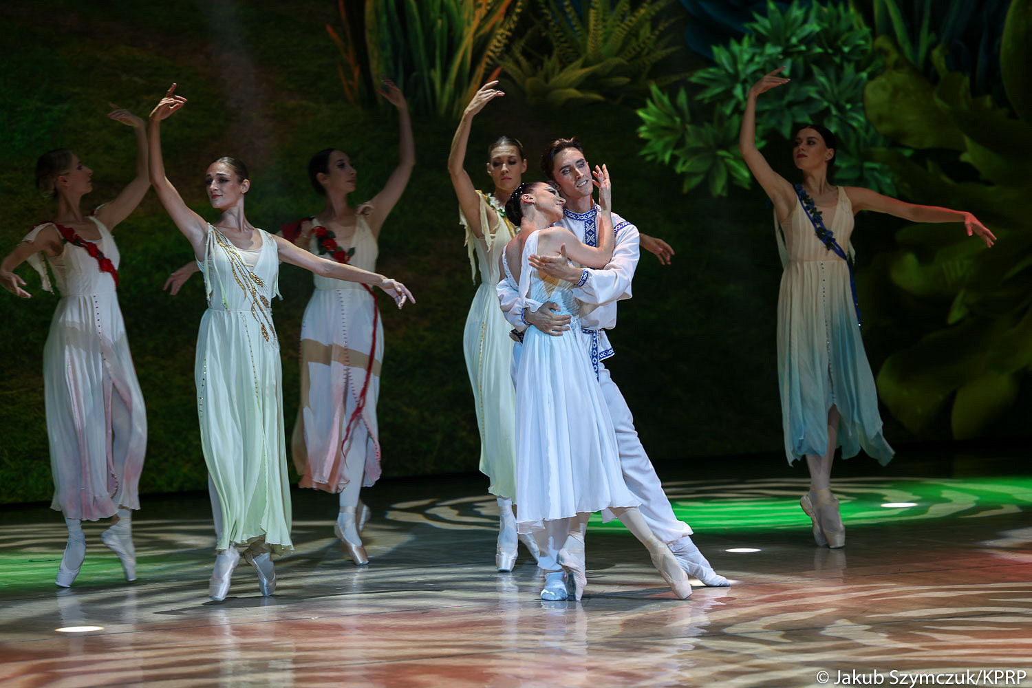 02_pad_ukraina_opera_jsz_8255.jpg [279.54 KB]