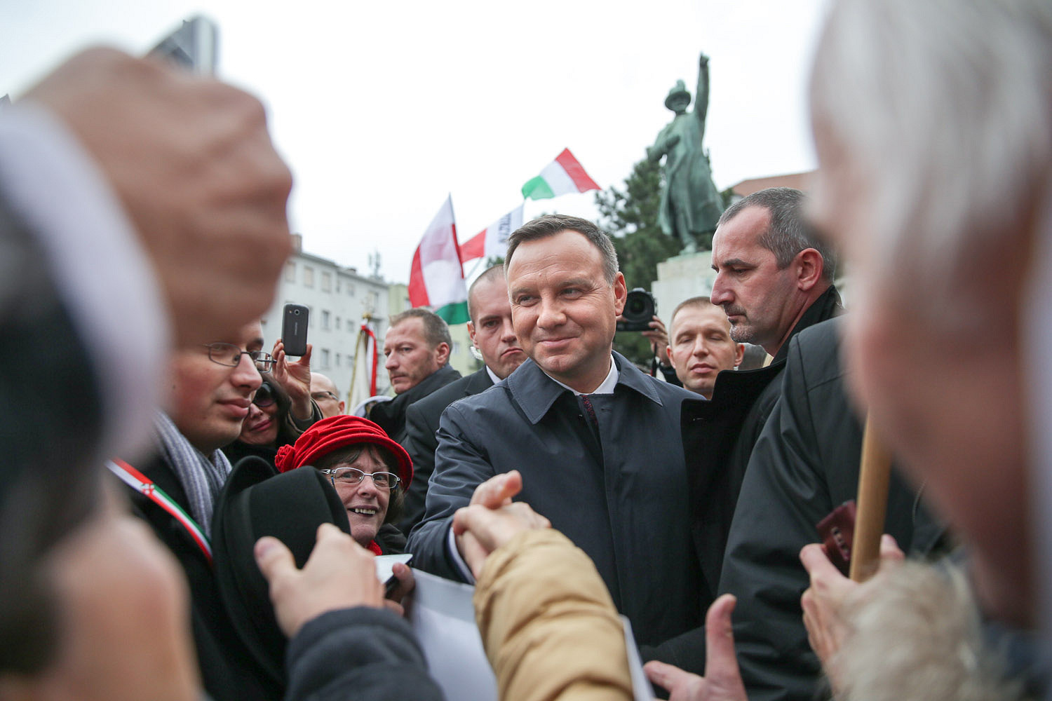 Prezydent w Budapeszcie na obchodach 60. rocznicy Rewolucji Węgierskiej - zdjęcie w treści artykułu nr 4
