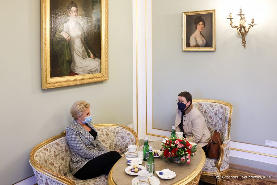 05__Agata_Kornhauser_Duda_Maria_Mach_Krajowy_Fundusz_na_Rzecz_Dzieci_20220117_GJB_9034.jpg