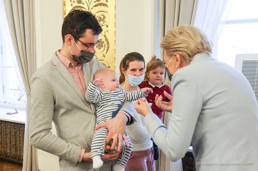 013_Agata_Kornhauser-Duda_RDD_Torun_Palac_20220121_GJB_9905.jpg