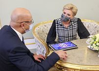 05__Agata_Kornhauser_Duda_Alvinem Gajadhur_20220125_GJA_0595.jpg