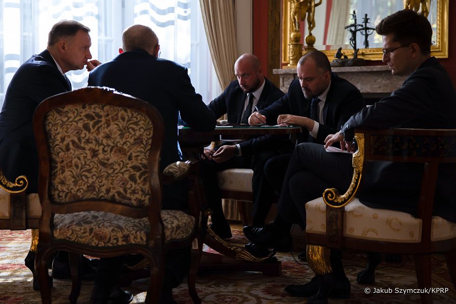 12__Andrzej_Duda_rozmowa_z_Prezydentem_Ukrainy_20221010_JS__2821.jpg