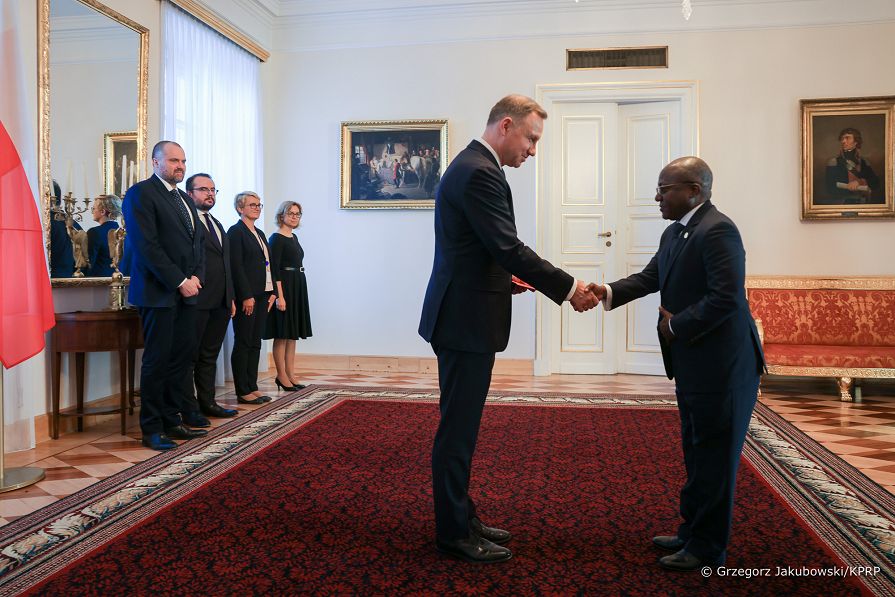 34__Andrzej_Duda_Ambasador_Angola_Manuel_Pedro_Chaves_20221010_GJA_2312.jpg