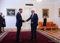 09__Andrzej_Duda_Ambasador_Irlandii_Patric_Haughey_20221010_GJB_9014.jpg
